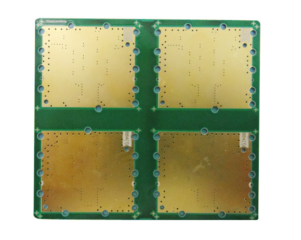 pcb�����и�