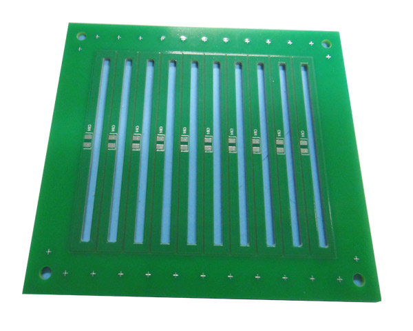 pcb�����и�